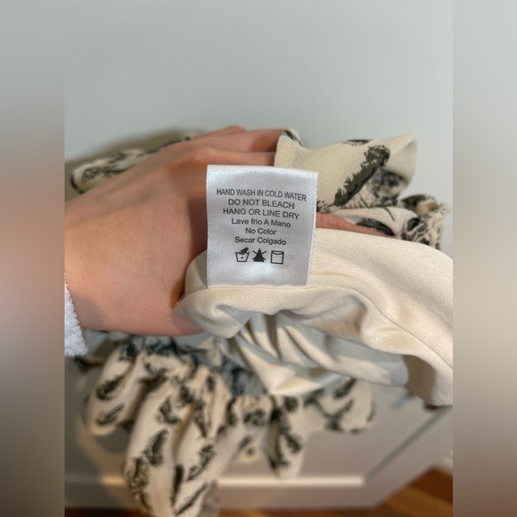 Tea n Rose - Women’s one piece romper - Picture 5 of 6